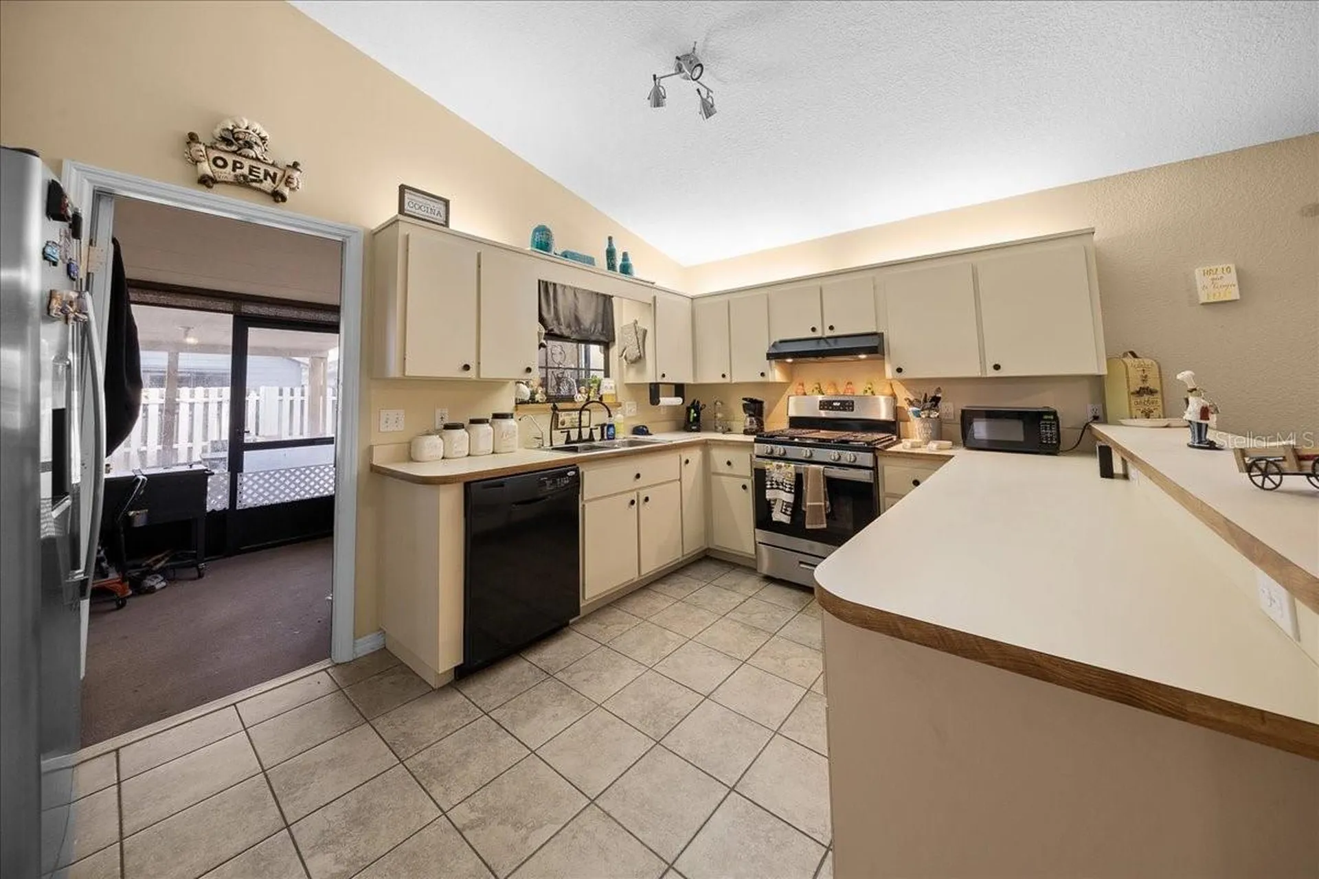 3929 NE 22nd Street Ocala FL 34470