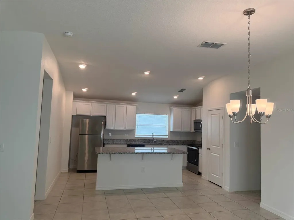 711 Scrub Oak Hammock Road Davenport FL 33837