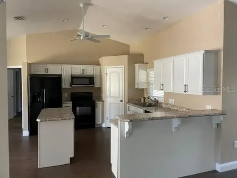 7013 Odoniel Loop W Lakeland FL 33809
