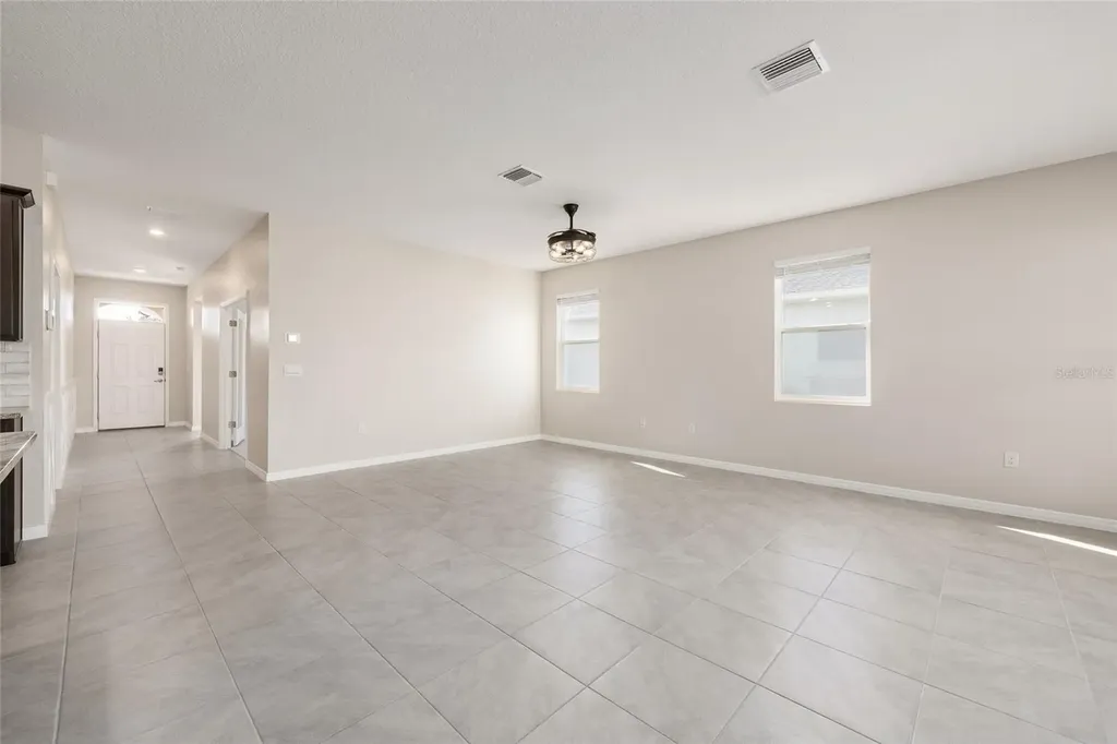 4324 NW 55th Court Ocala FL 34482