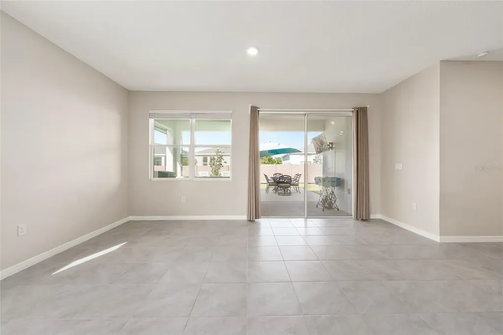 4324 NW 55th Court Ocala FL 34482