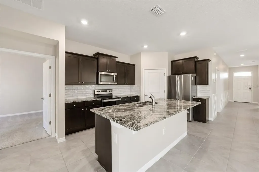 4324 NW 55th Court Ocala FL 34482