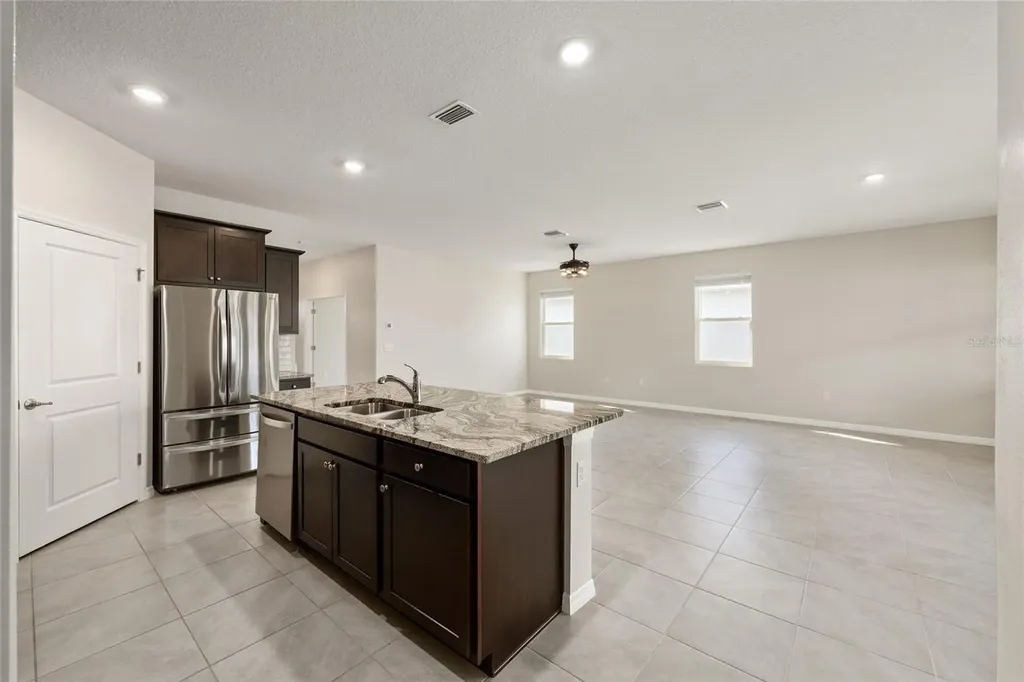 4324 NW 55th Court Ocala FL 34482