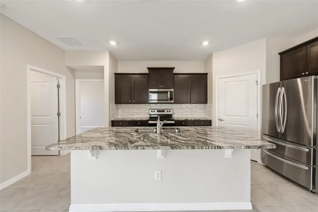 4324 NW 55th Court Ocala FL 34482