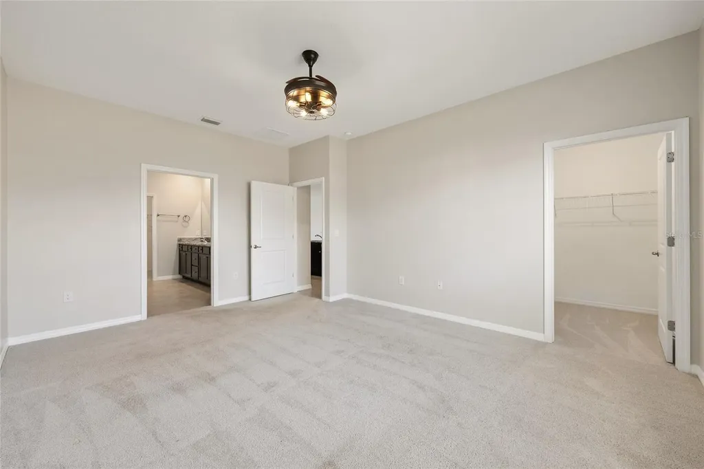 4324 NW 55th Court Ocala FL 34482