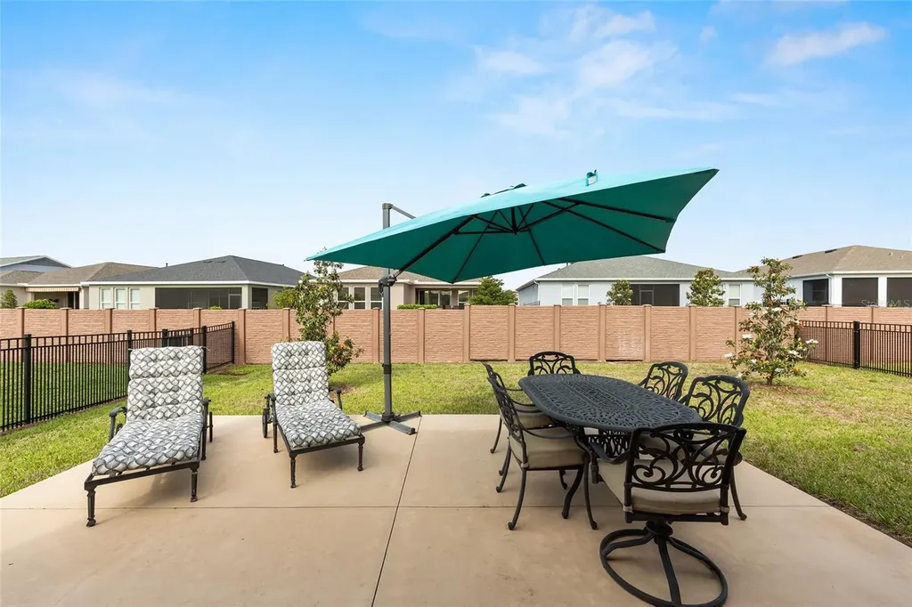 4324 NW 55th Court Ocala FL 34482