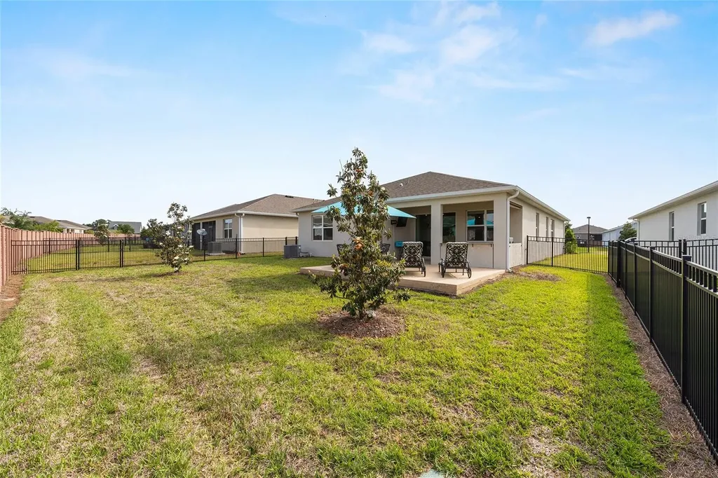 4324 NW 55th Court Ocala FL 34482