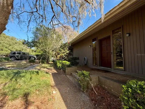 21 SW 23rd Terrace Gainesville FL 32607