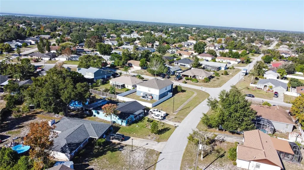 541 Blackstone Avenue Deltona FL 32725