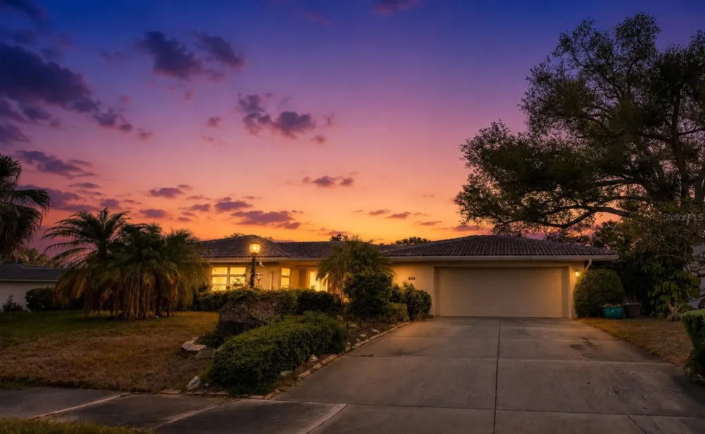 7203 Broughton Street Sarasota FL 34243