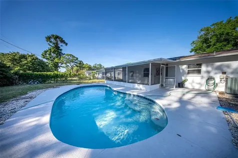 412 62nd Street NW Bradenton FL 34209