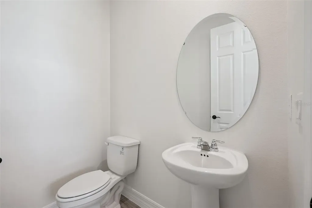 9220 Sea Pine Avenue Orlando FL 32832