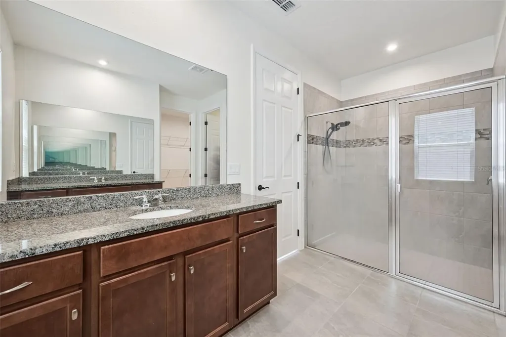 9220 Sea Pine Avenue Orlando FL 32832