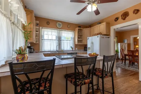 1221 18th Street W Bradenton FL 34205