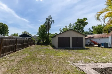 1221 18th Street W Bradenton FL 34205
