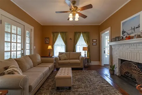 1221 18th Street W Bradenton FL 34205