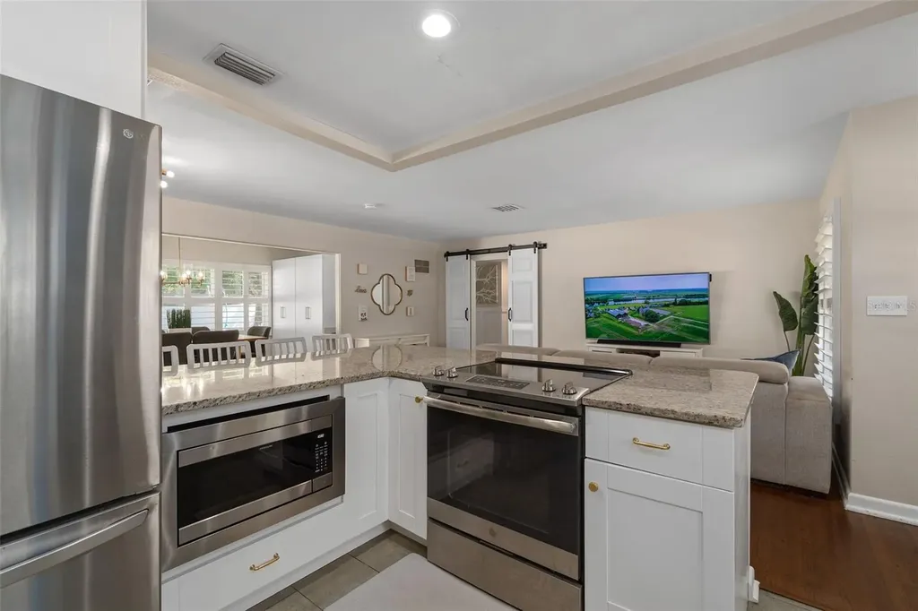 2907 Vine Street Orlando FL 32806