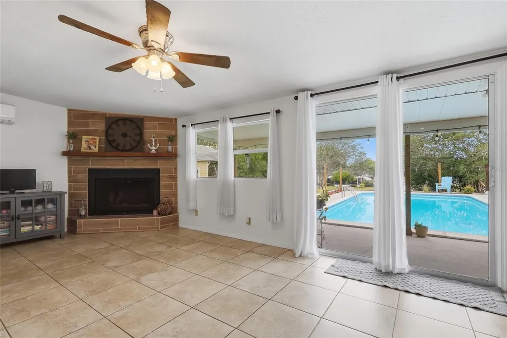 37325 Vero Lane Dade City FL 33525
