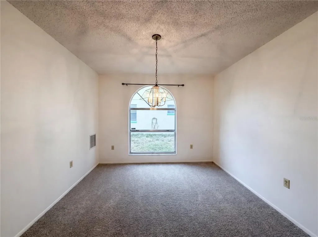712 45th Street E Bradenton FL 34208