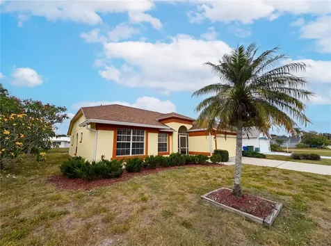 712 45th Street E Bradenton FL 34208