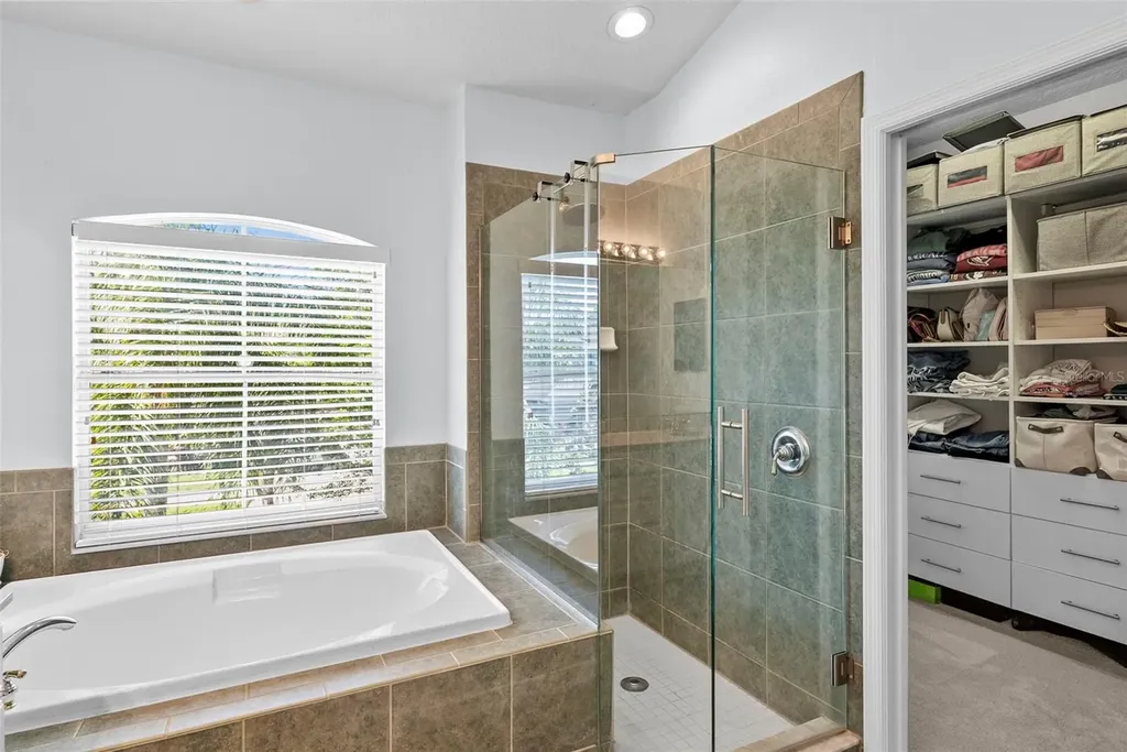 519 Harbor Grove Circle Safety Harbor FL 34695