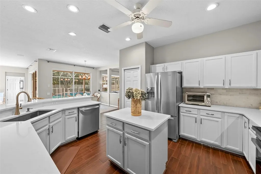 519 Harbor Grove Circle Safety Harbor FL 34695