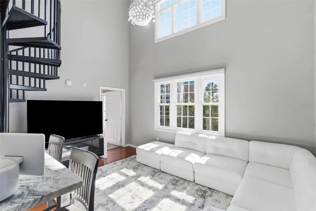 501 Knights Run Avenue Tampa FL 33602