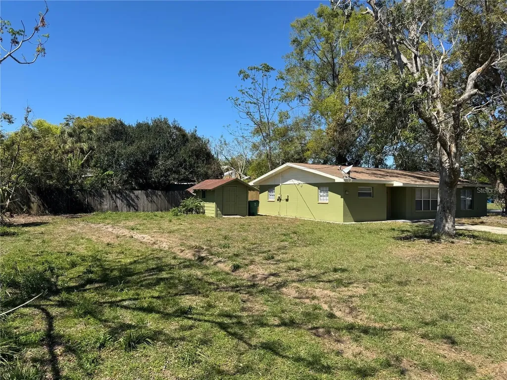 5143 1st Street Zephyrhills FL 33542