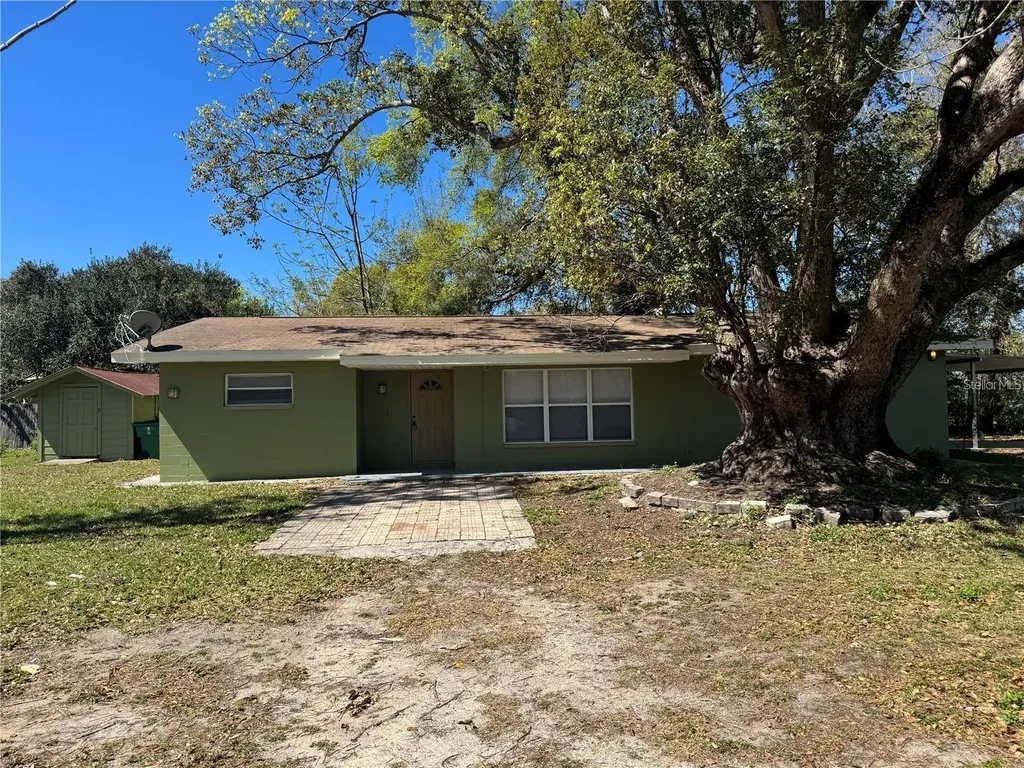 5143 1st Street Zephyrhills FL 33542