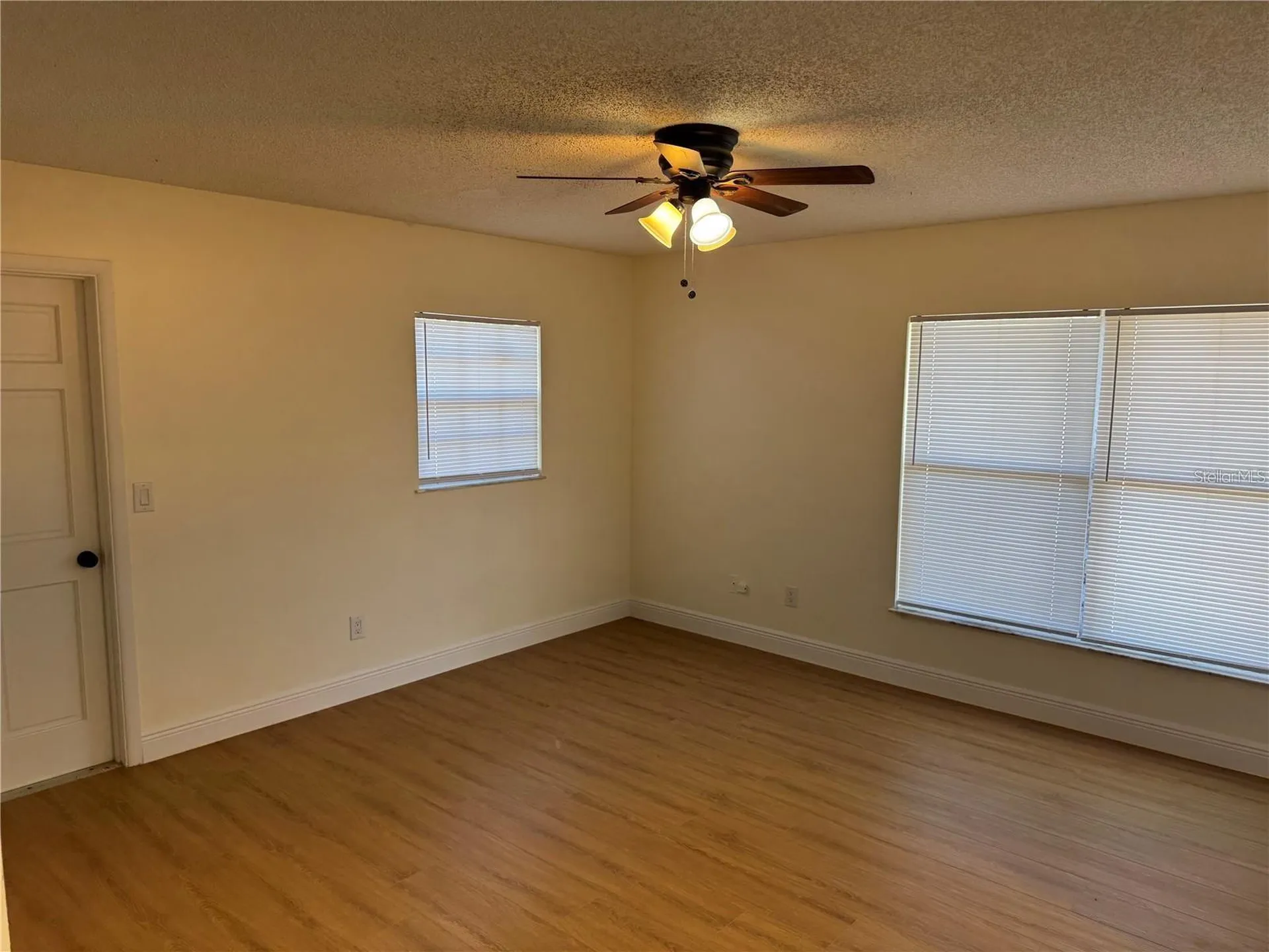5143 1st Street Zephyrhills FL 33542