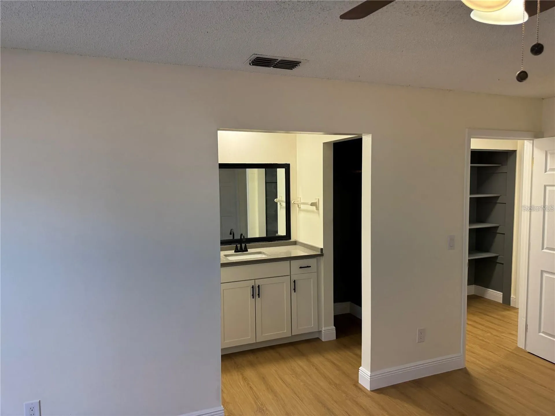 5143 1st Street Zephyrhills FL 33542