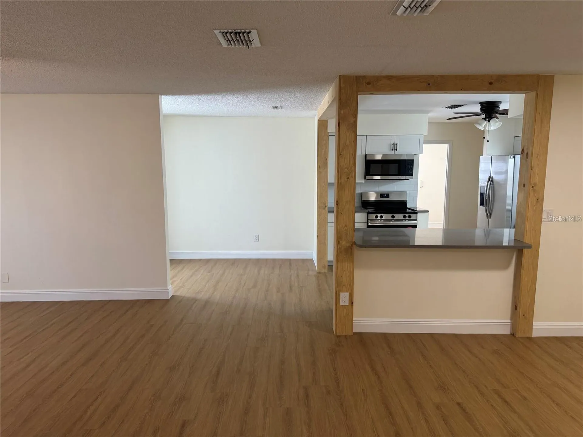 5143 1st Street Zephyrhills FL 33542