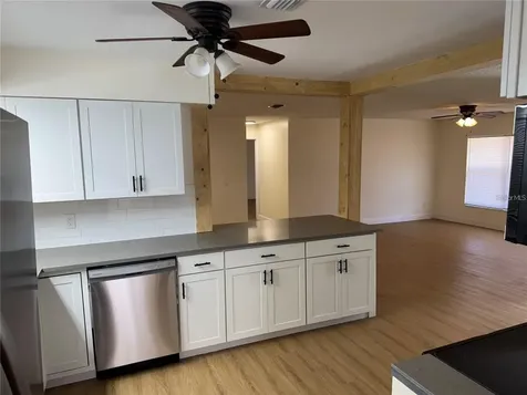5143 1st Street Zephyrhills FL 33542