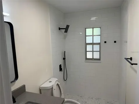 5143 1st Street Zephyrhills FL 33542