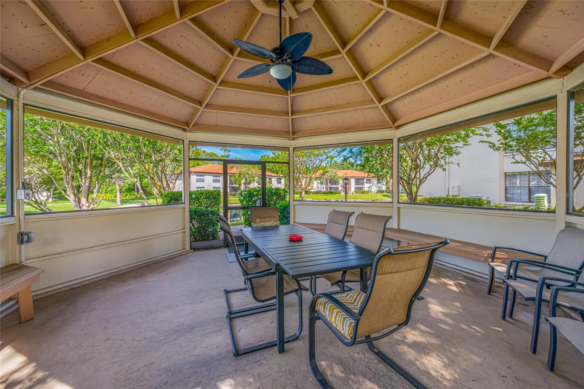 3301 Crystal Court E Palm Harbor FL 34685