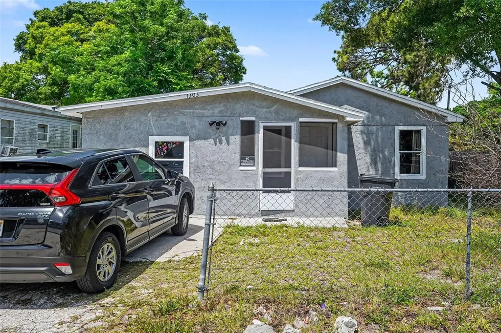 1303 37th Street NW Winter Haven FL 33881