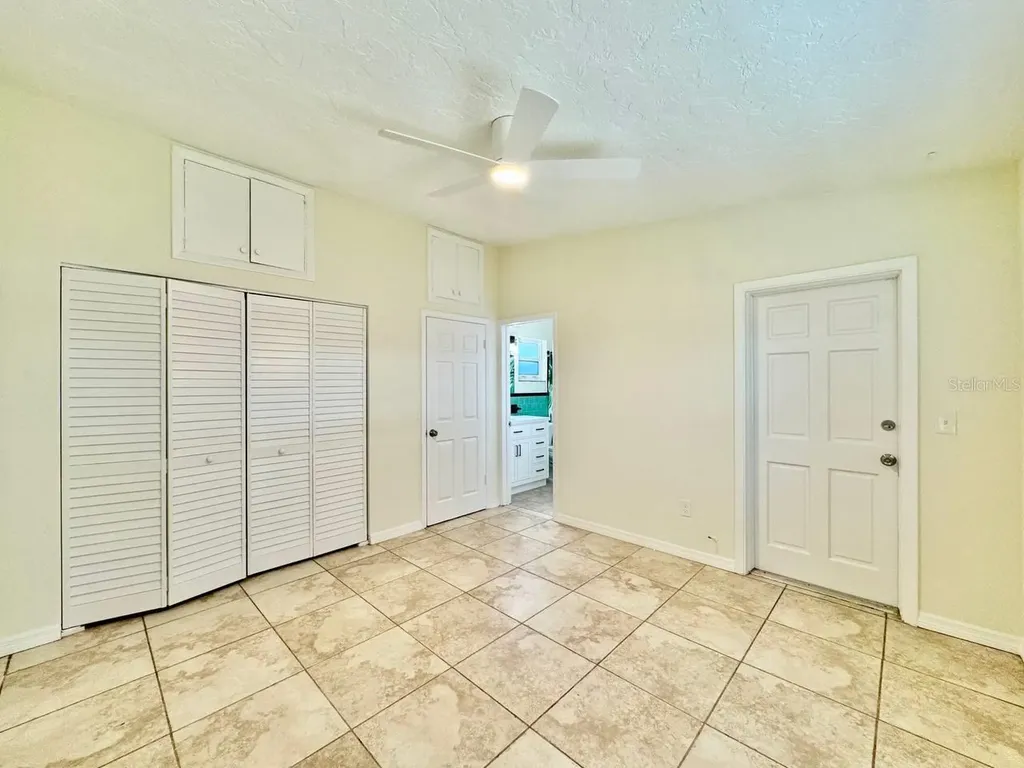 533 Yelvington Avenue Clearwater FL 33756