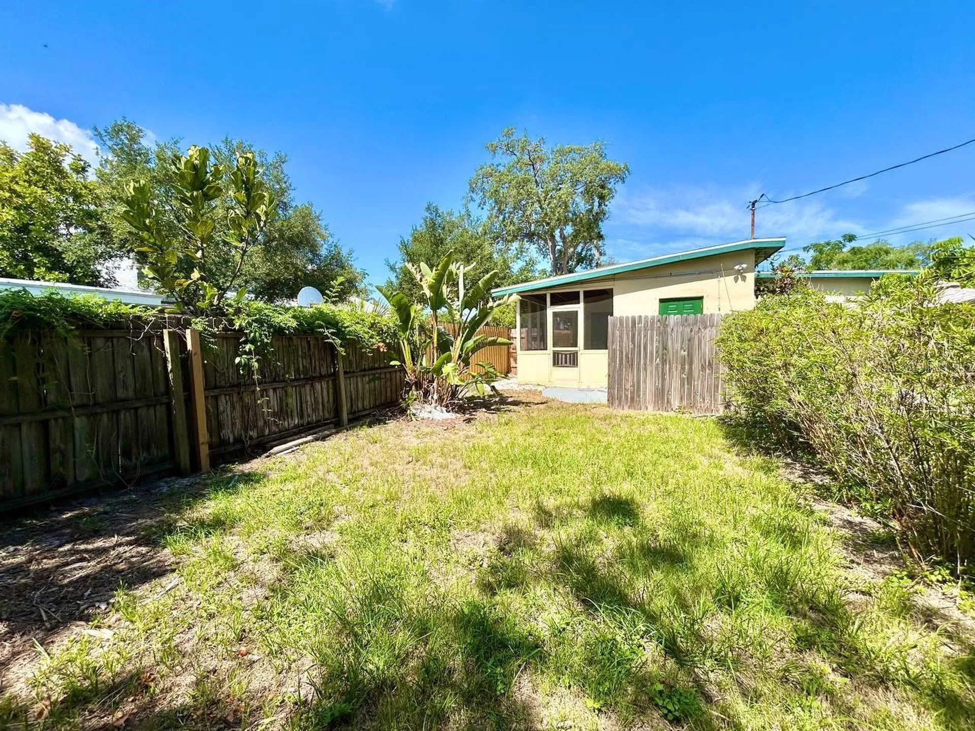 533 Yelvington Avenue Clearwater FL 33756