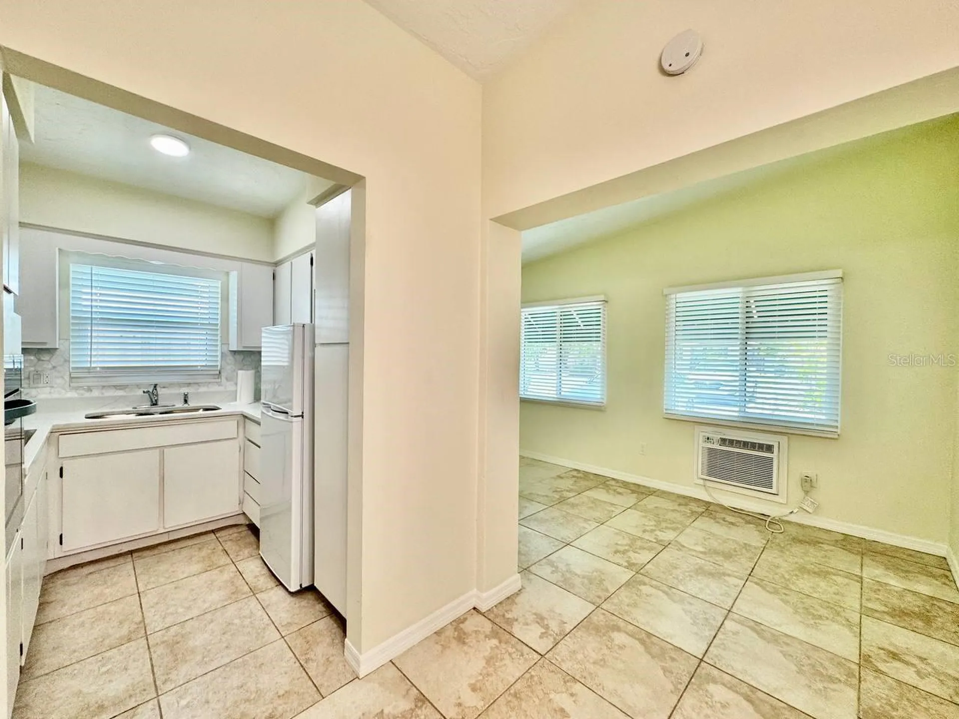 533 Yelvington Avenue Clearwater FL 33756