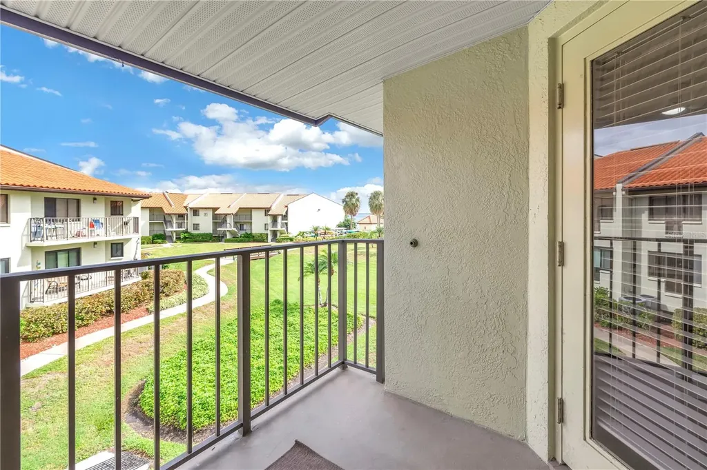 1515 Pinellas Bayway S St Petersburg FL 33715