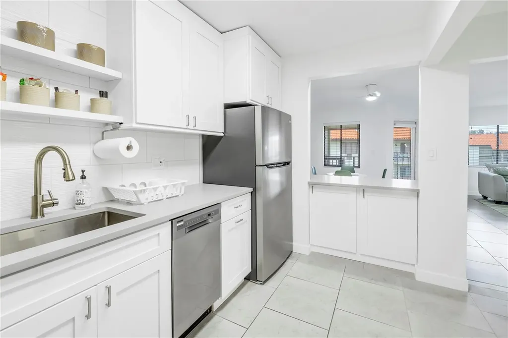 1515 Pinellas Bayway S St Petersburg FL 33715