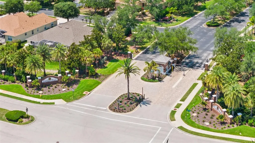 8135 Indigo Ridge Terrace Bradenton FL 34201