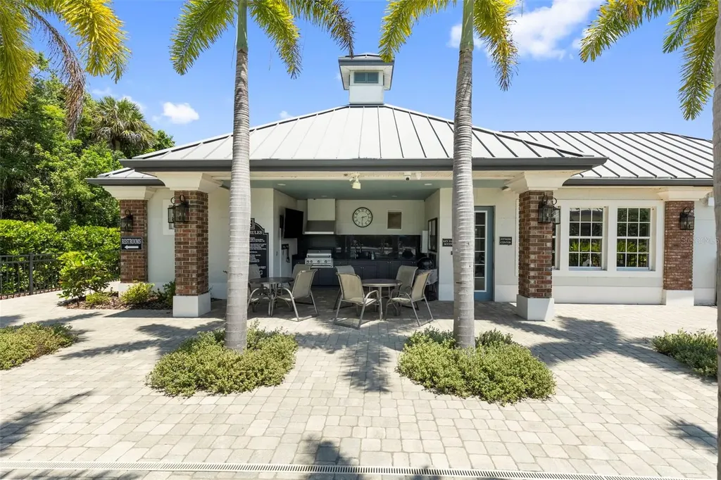 8135 Indigo Ridge Terrace Bradenton FL 34201