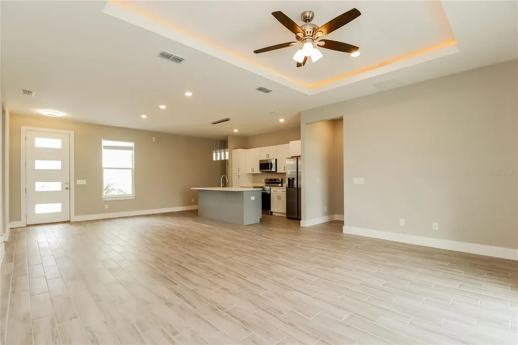 260 Gladiola Court Kissimmee FL 34759
