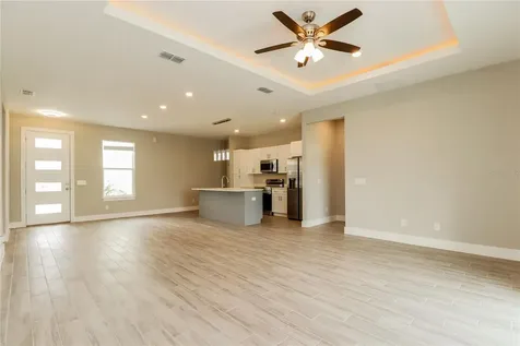260 Gladiola Court Kissimmee FL 34759
