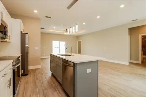 260 Gladiola Court Kissimmee FL 34759