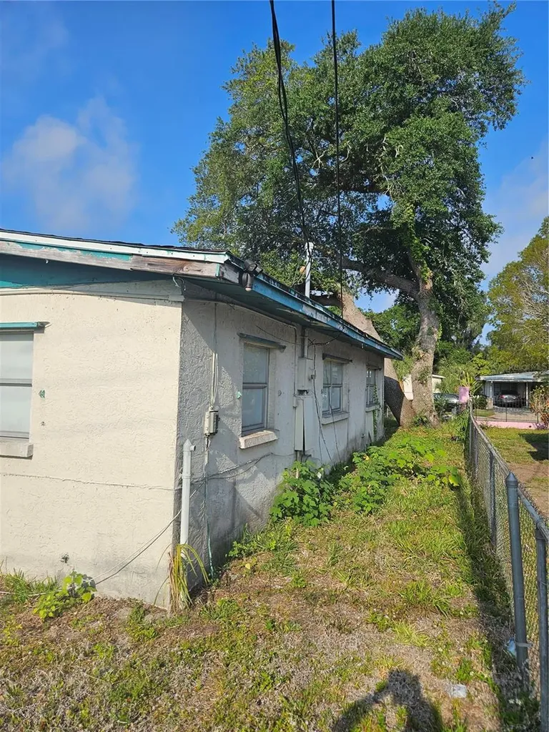 2814 Palmadelia Avenue Sarasota FL 34234