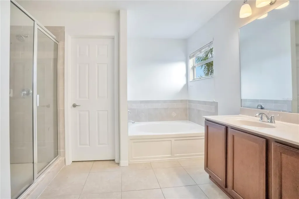 13011 Avalon Crest Court Riverview FL 33579