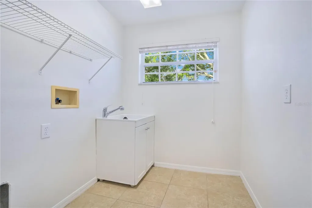 13011 Avalon Crest Court Riverview FL 33579