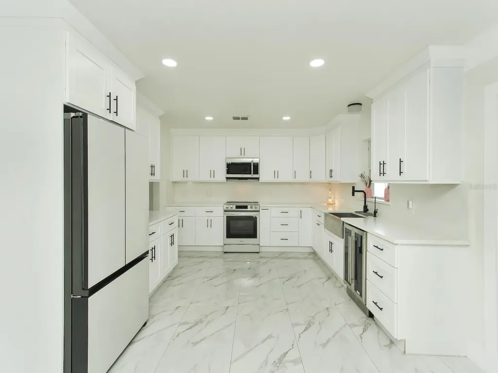 7561 Lake Andrea Circle Mount Dora FL 32757